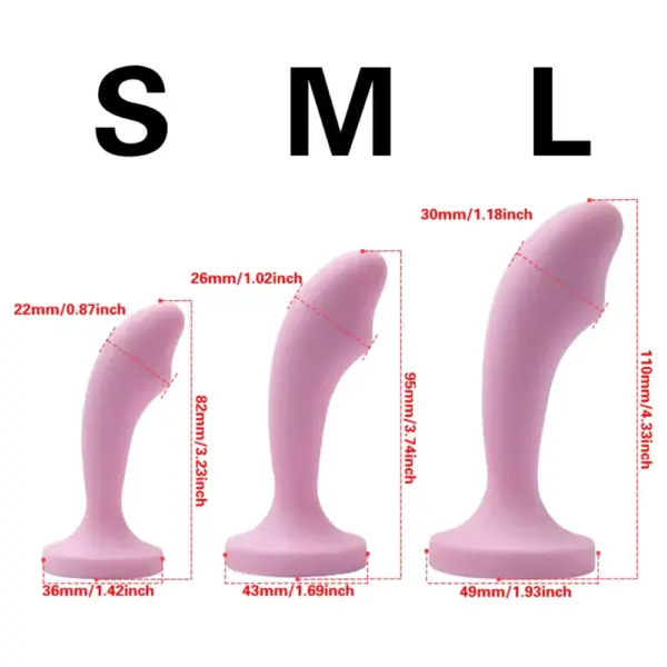 Size chart for Pink Curved Butt Plug-Cherry Velvet displays small (82 mm × 22 mm with 36 mm base), medium (95 mm × 26 mm with 43 mm base), and large (110 mm × 30 mm with 49 mm base) measurements, labeled S, M, and L with red dimension lines. This visual guide helps select the ideal size for personalized comfort.
