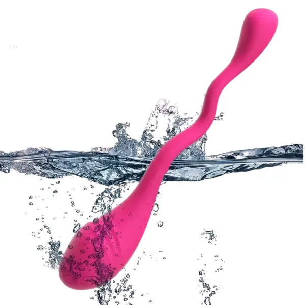 The G-spot Egg Vibrator – SpotOn mid-splash in water, showcasing its waterproof build and fully sealed silicone surface.
