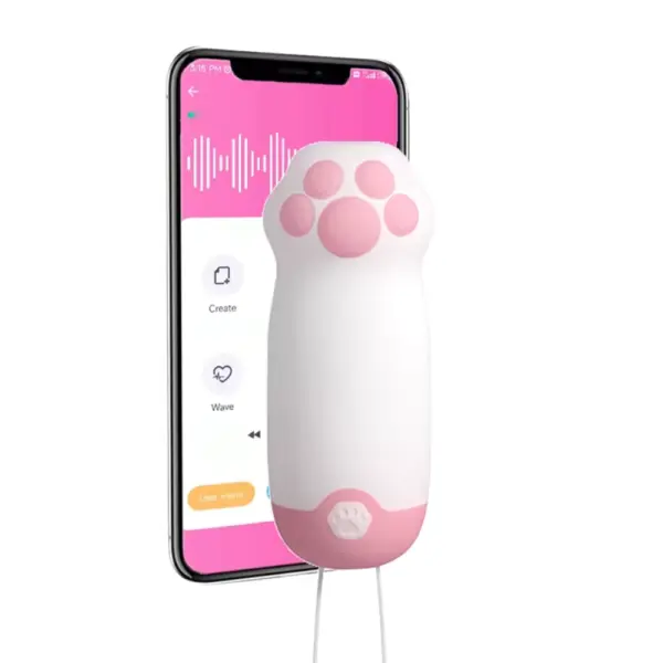Cat paw love egg vibrator – Pawmé displayed with a smartphone showing vibration controls, illustrating its app compatibility and customizable settings.