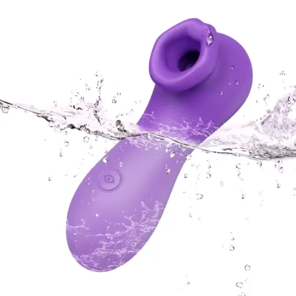 Vibrator With Suction – Succette partially submerged in splashing water to emphasize its waterproof design for bath or shower use.